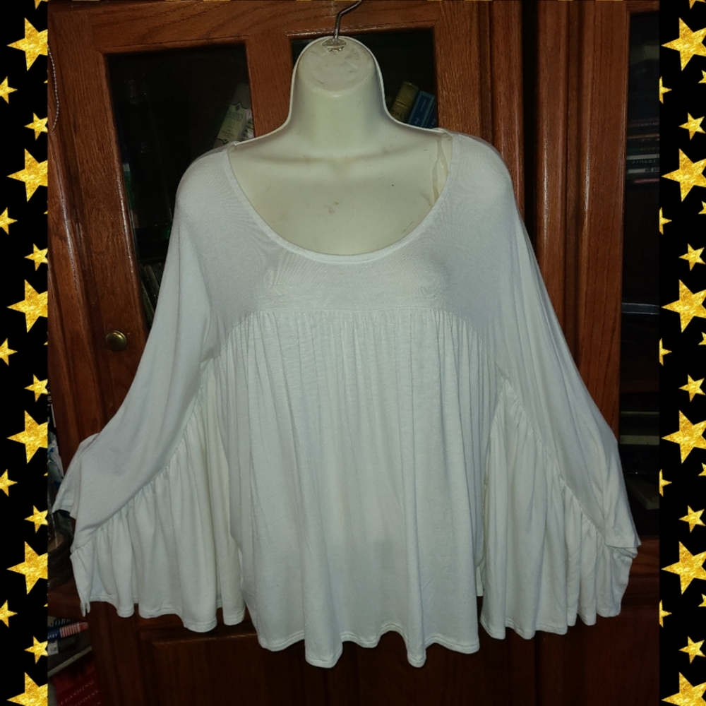 NOBLE U WHITE  BAT WING TOP